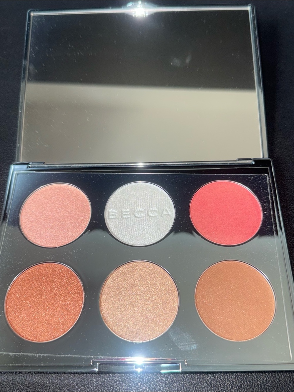 BECCA Après Ski Glow Face Palette - Picture 4 of 5